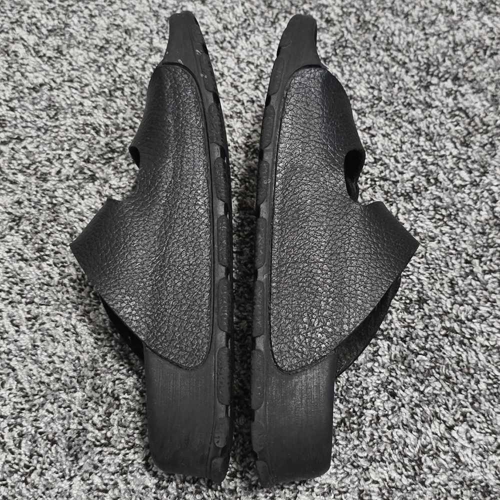Birkenstock Birki's Pebble Grain Black Sandals - Picture 4 of 8